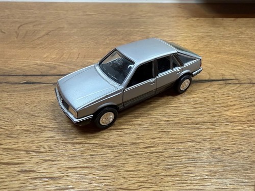 Gama opel ascona silber - opel,