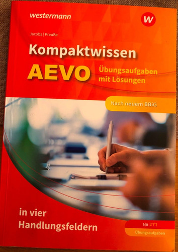 Kompaktwissen aevo in vier - kompaktwissen, /