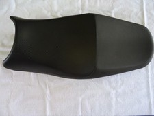 Sitzbank Sitz Suzuki GSF 600 Bandit Baujahr 2001 WVA8 Fahr.: JS1A Neuwertig