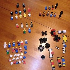 Lego Figuren Motorrad Reiter Pferd Ritter Astronauten Räder und Reste