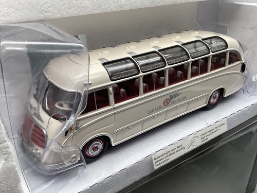 Bus modell minichamps - 1:43,