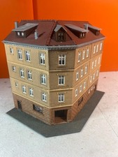 POLA/Faller HO  Stadthaus    Fertigmodell