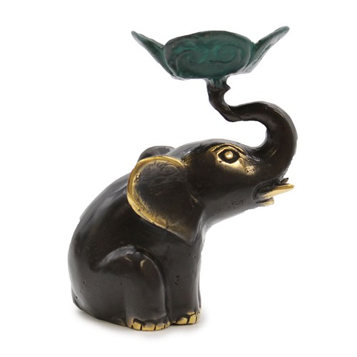 Kleiner elefant kerzen und - kleiner,
