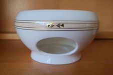 Stövchen *  Montserrat *