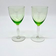 Zwei Uranglas Weingläser Art