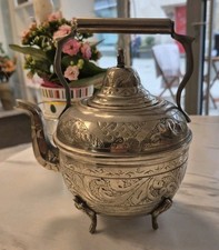 Handgemachte Teekanne