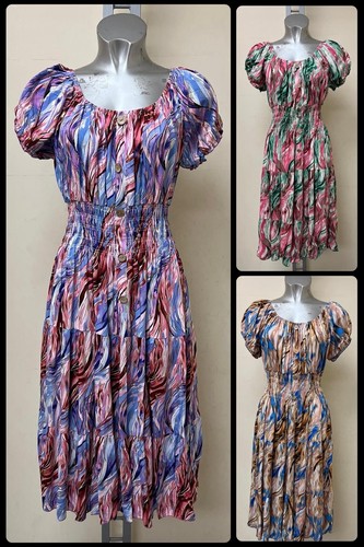 Damenkleid mit abstraktem