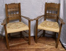 Zwei Worpsweder Armlehnstühle Eiche Polster Gobelin um 1930