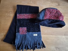 Fleece Schal und Mütze von