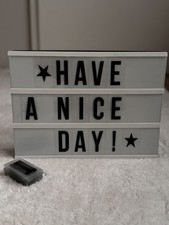 Leuchtbox LED Lichtkasten mit Buchstaben und Symbolen BUTLERS