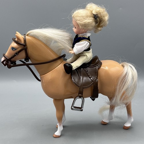Mattel barbie riding - barbie, shelly