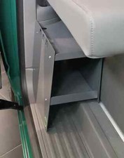 Schuhregal für Beifahrerseite