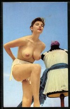 AK nackte Dame in Unterwäsche