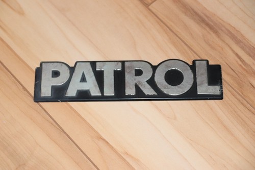 Emblem logo patrol - /,