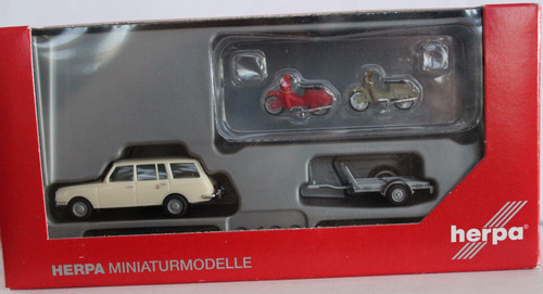 Wartburg 353 tourist mit - `66,