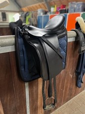 Dressursattel Otto Schumacher Solution C zu verkaufen! Sehr neuwertig!