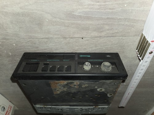 Ford oldtimer youngtimer radio - youngtimer,