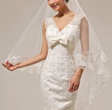 Schleier Edel Elegant Brautschleier Hochzeit Spitze 2-lagig Weiß Ivory mit Kamm 