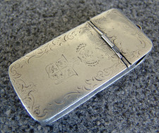 ANTIKE 12 LOT SILBER  DOSE / TABATIERE VESTA ETUI MIT 2 DECKELN, PUNZIERT