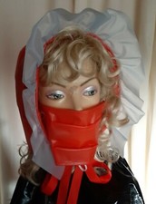 PVChaube mit Mundmaske