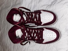 Jordan 1 Retro High OG Bordeaux Gr. 44