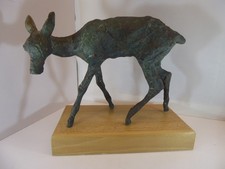 Alte Hirschkuh Bronze Hans