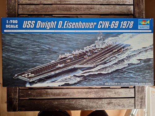 Trumpeter uss dwight - trumpeter,