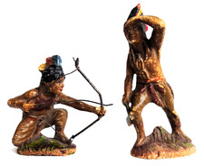 1920/30 ELASTOLIN O & M Hausser Masse Figuren zwei Indianer 11 cm