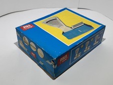 Altes DDR Spielzeug Waage von Piko Spielwaren, sehr gut und funktionstüchtig