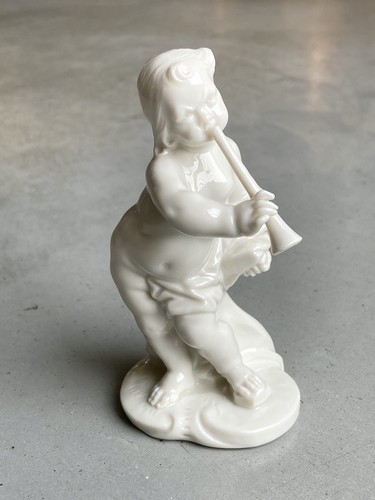 Nymphenburg putto mit flöte - mit,