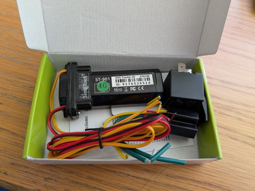 Gps tracker sinotrack - tracker, st-901