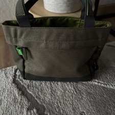 Kipling Handtasche grün