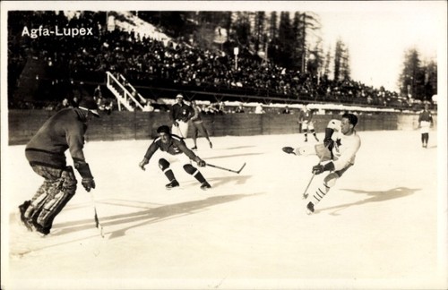 Eishockeyspiel - ak,
