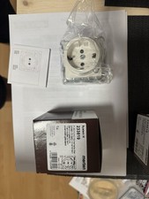 Orginal Verpackte Fi Steckdosen von Merten  Polerweiß