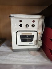 Kinder Ofen von Heiliger Antik