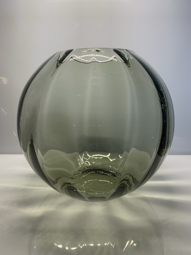 Wagenfeld turmalin vase - turmalin,