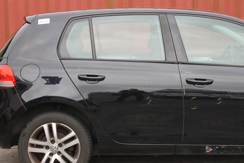 Golf limousine schwarz - vw,