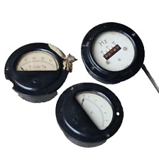 3 alte Bakelit Messgeräte Voltmeter Ampermeter & Frequenz Hz