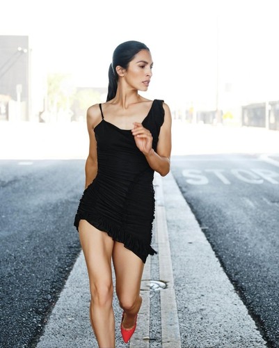 Elodie yung hochglanz foto - yung,
