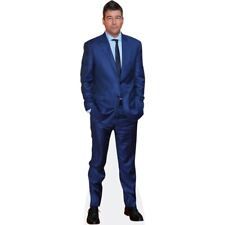 Kyle Chandler (Blue Suit) Pappaufsteller mini