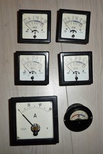 6 alte analoge Meßinstrumente