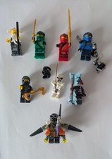 TOP LEGO Juniors Ninjago Konvolut 8 Figuren Wu-Sensei, Lloyd, Kai, ...