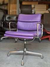 Original Vitra Eames EA208 Bürostuhl violett lila Leder Chrom