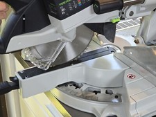 Null-Spalt-Einlegeplatte für