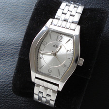 s.Oliver Quarz Damenuhr