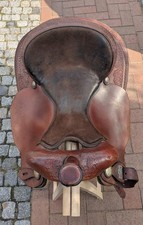 Brauner Pferde Westernsattel gebraucht BigHorn 