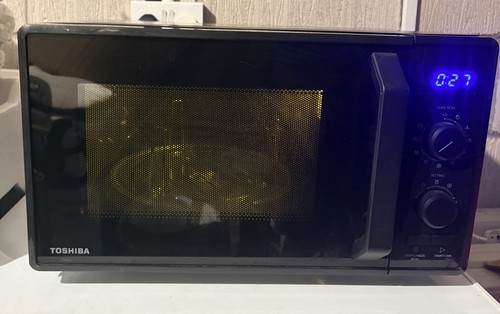 Toshiba 23l digital - 23l, grill