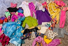 Barbie Konvolut 90er 80er vintage retro Fashion Benetton Outfits Sammler Mattel
