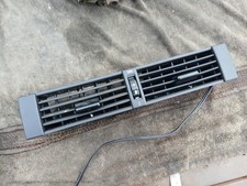 Luftdusche Mitte 1248300754 für Armaturenbrett Mercedes-Benz W124 W 124