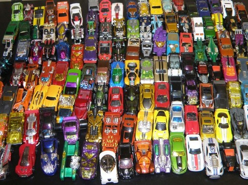 Konvolut mit 100 autos - konvolut,